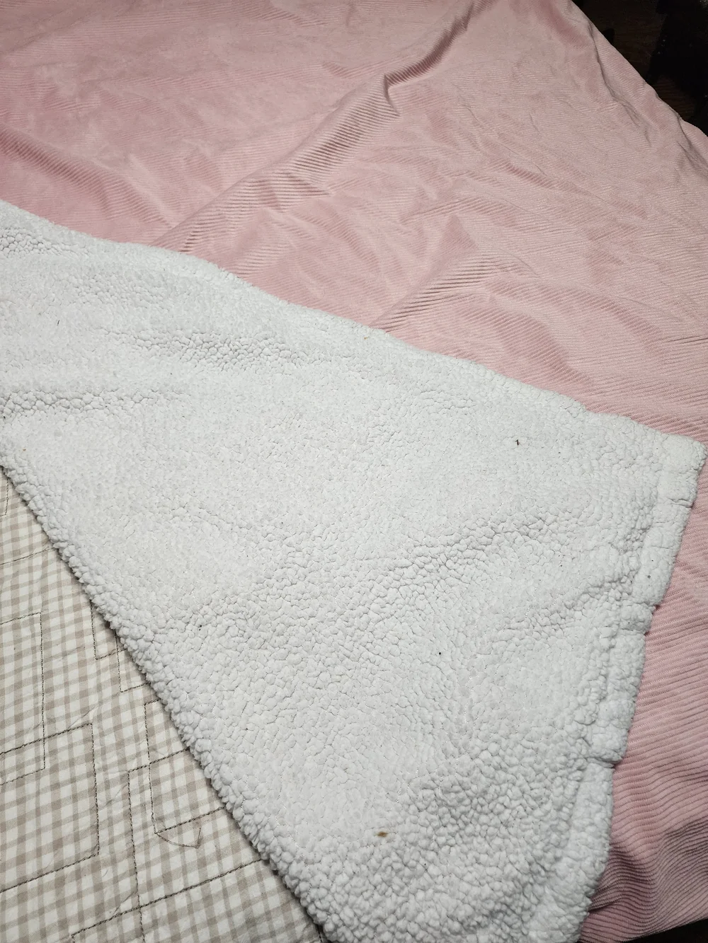 Plush Reversible Rose Pink Sherpa Throw Blanket